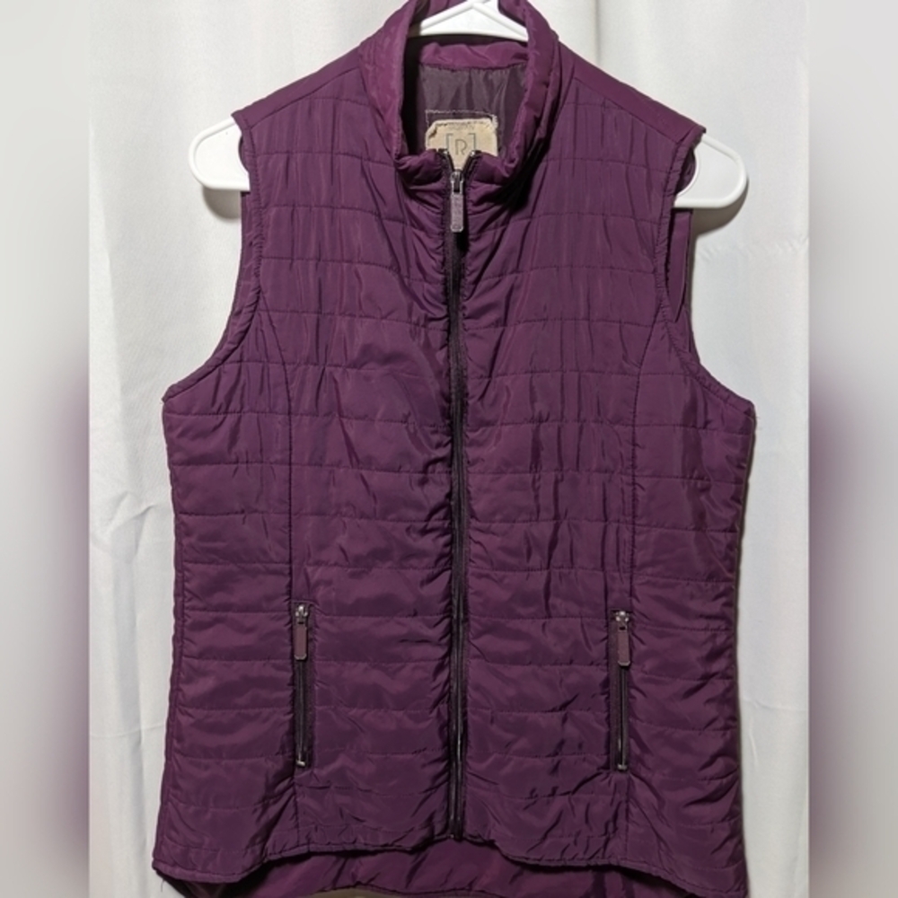 Relativity Purple Puffer Vest Size Small